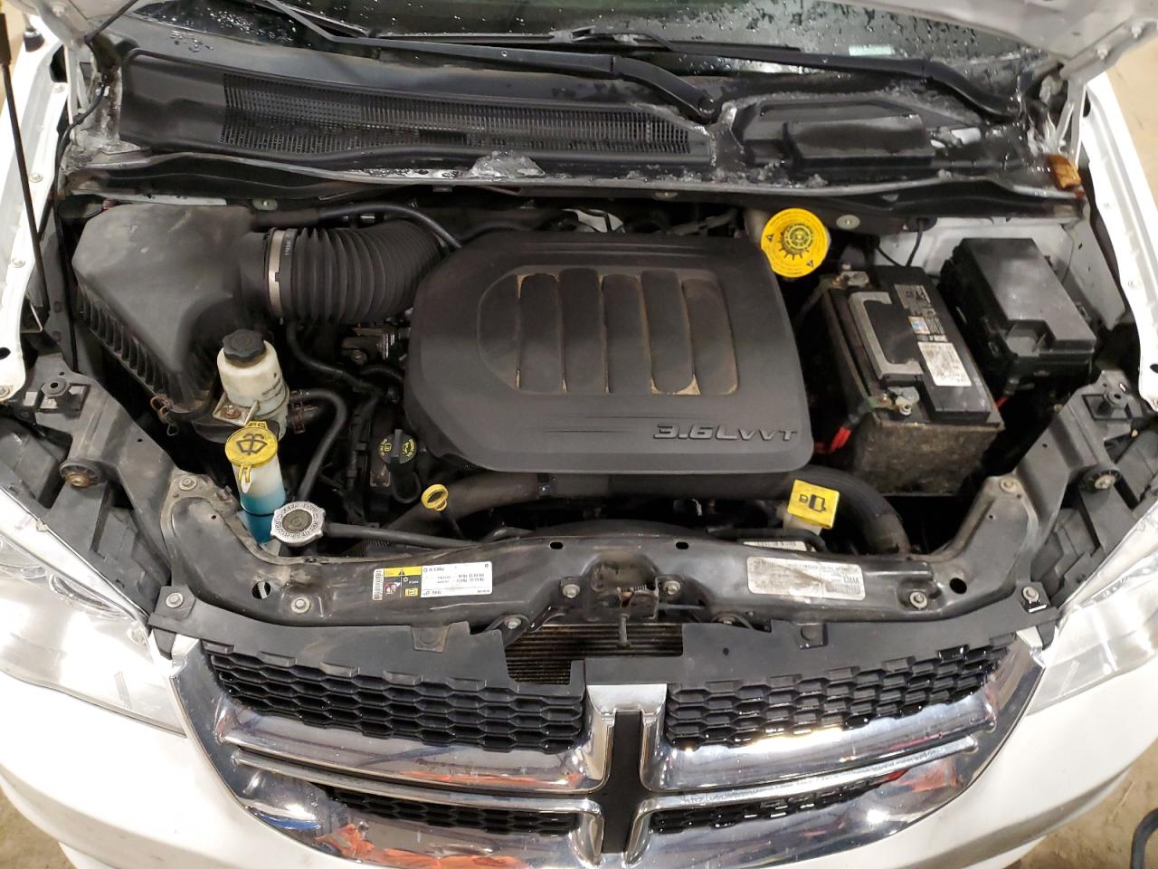 2019 Dodge Caravan - Image 12
