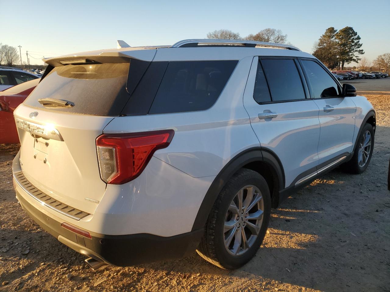 2020 Ford Explorer - Image 3