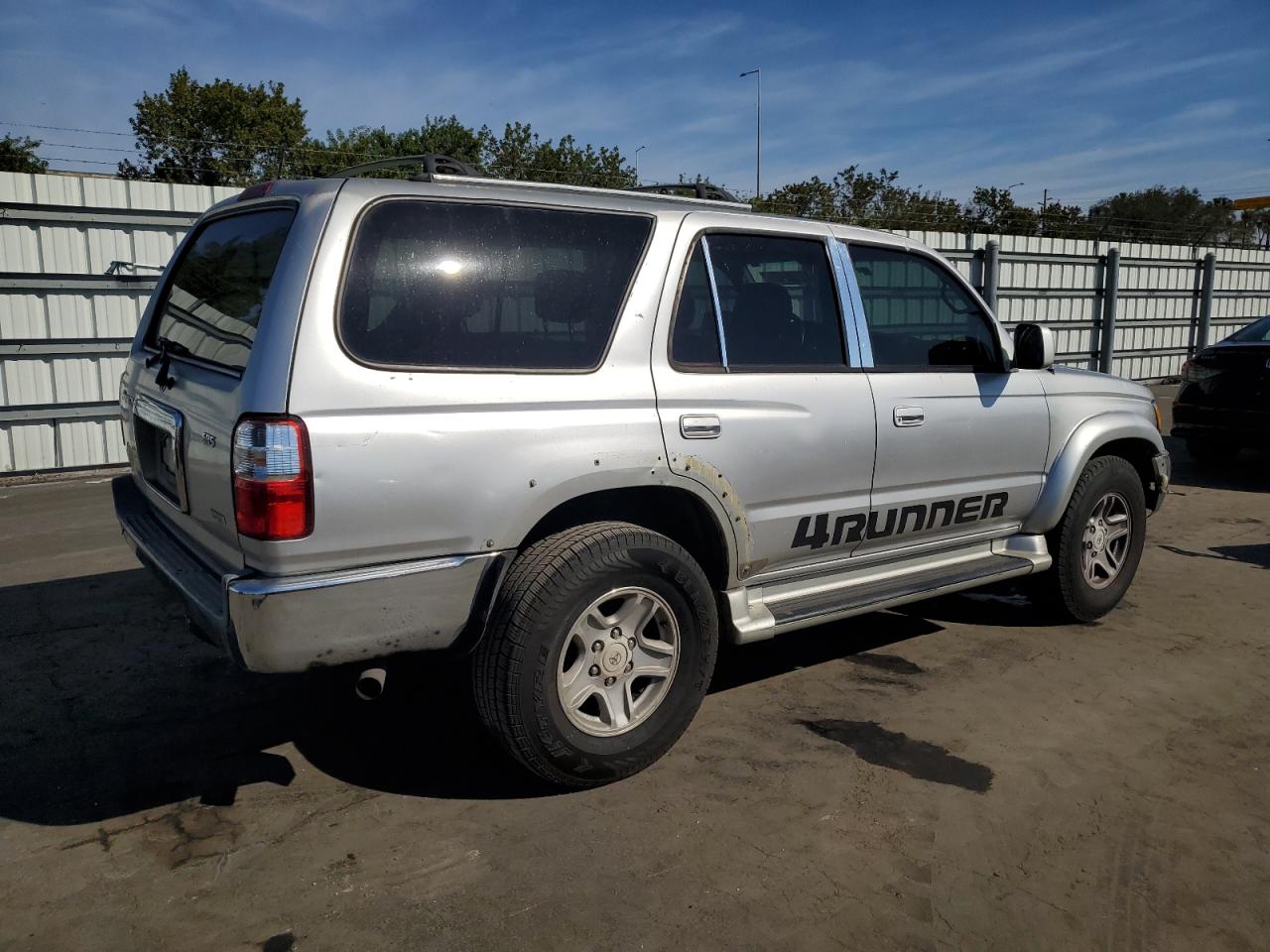 2002 Toyota 4Runner - Image 3