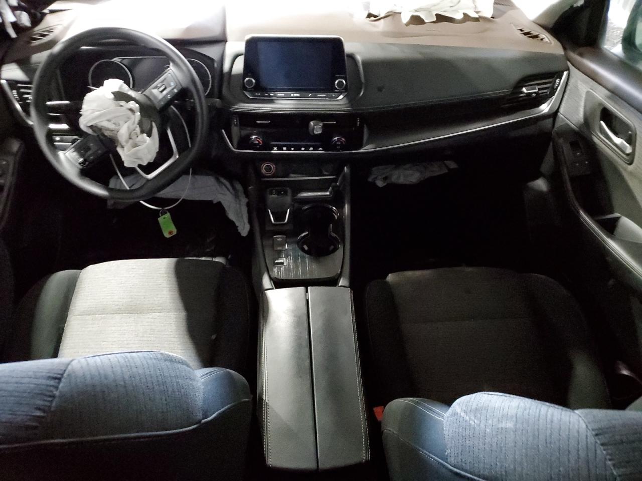 2021 Nissan Rogue - Image 8