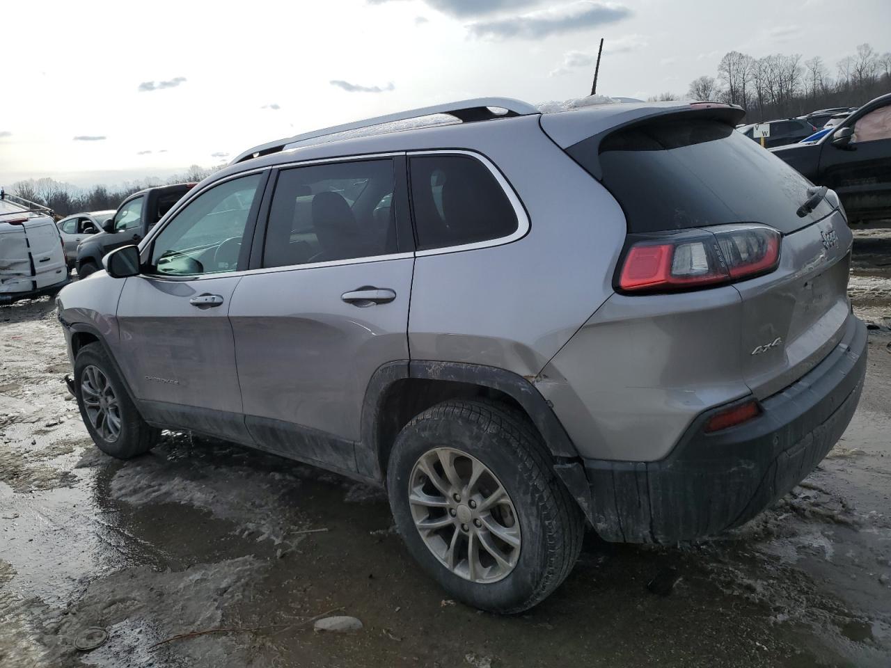2019 Jeep Grand Cherokee - Image 2