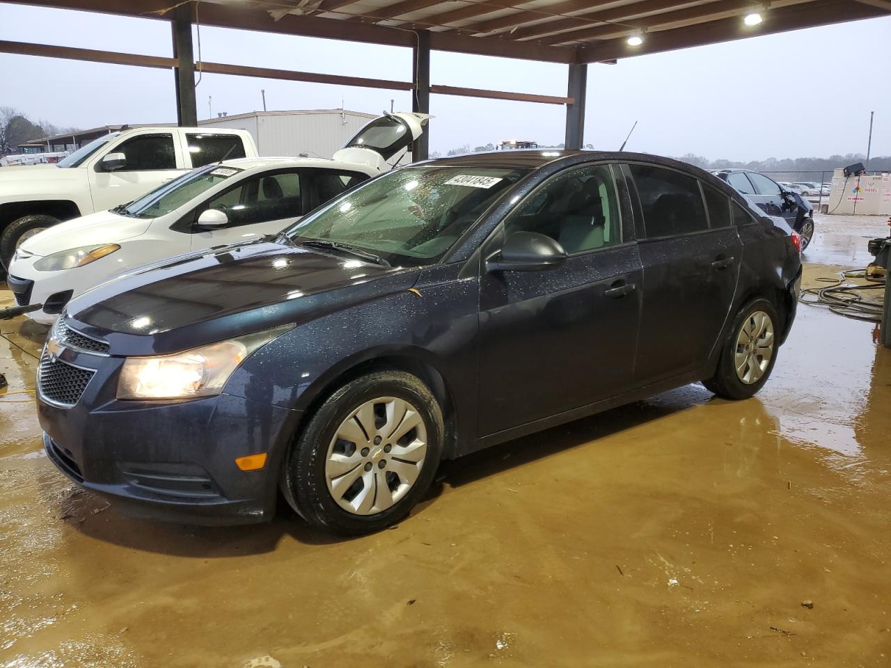 2014 Chevrolet Cruze Ls for Sale in Tanner, AL - Rear End