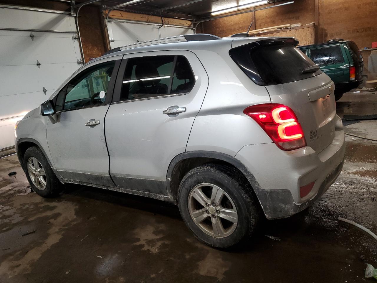 2017 Chevrolet Trax - Image 2