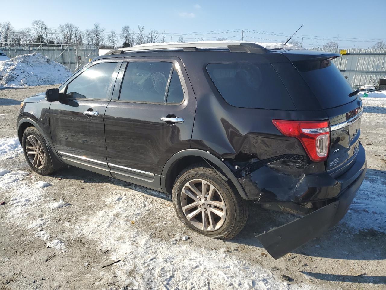 2013 Ford Explorer - Image 2