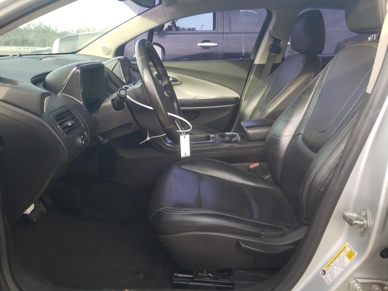 2012 Chevrolet Volt - Image 7