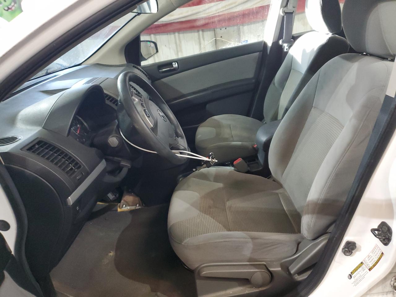 2011 Nissan Sentra - Image 7