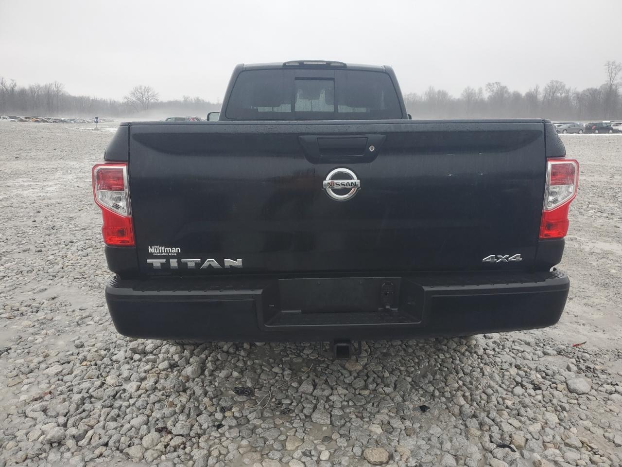 2017 Nissan Titan - Image 6