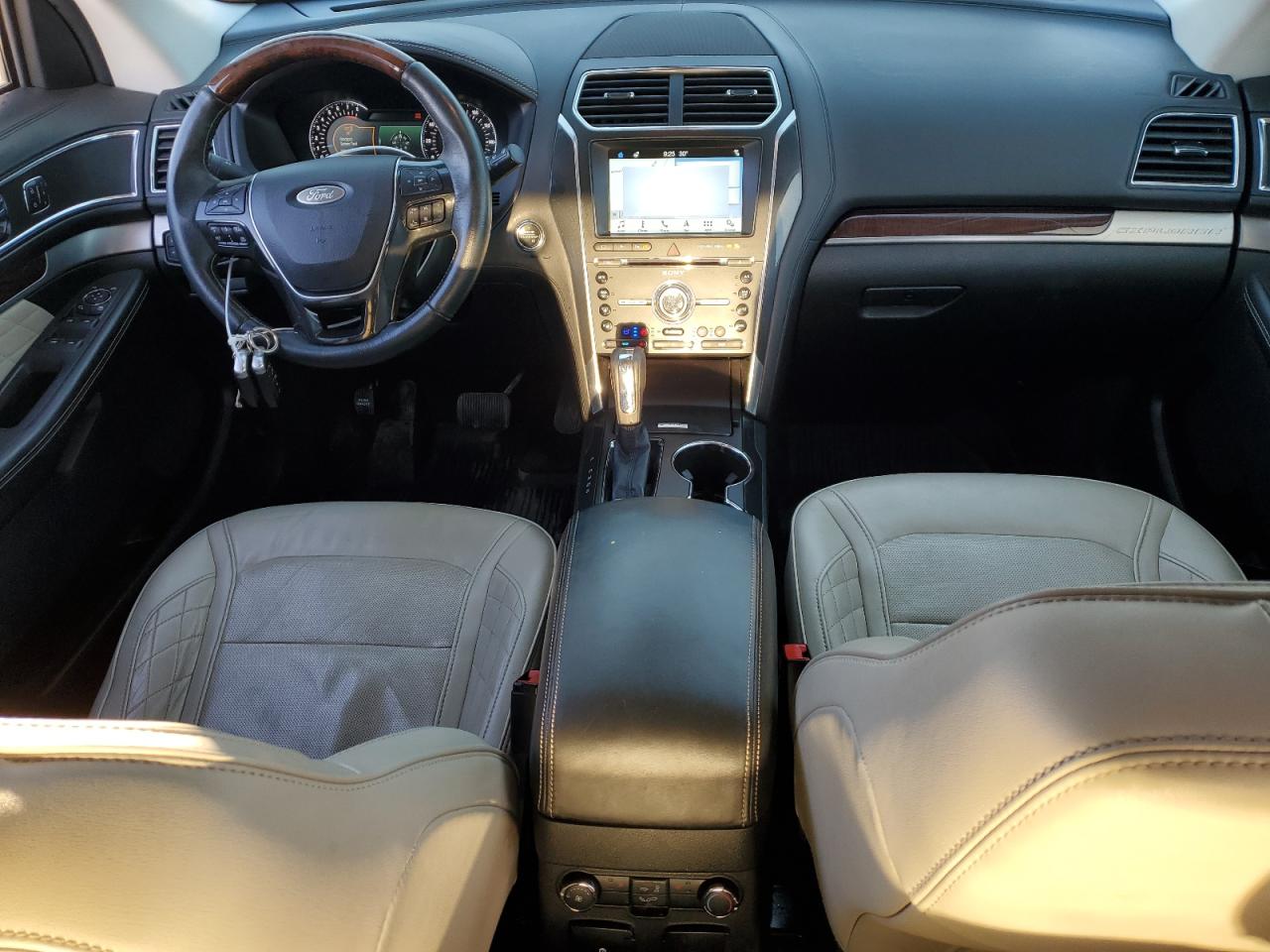 2018 Ford Explorer - Image 8