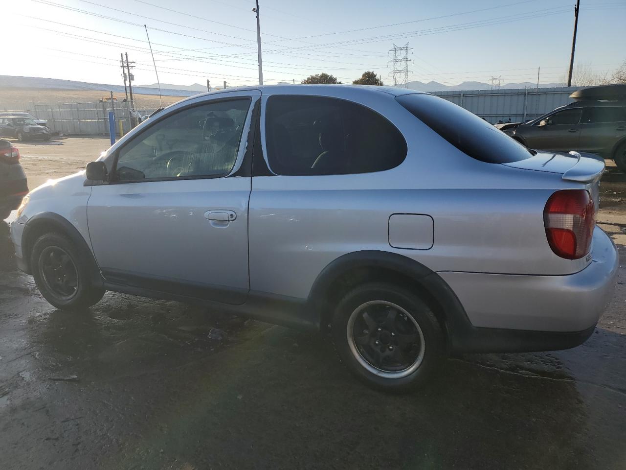 2000 Toyota Echo - Image 2