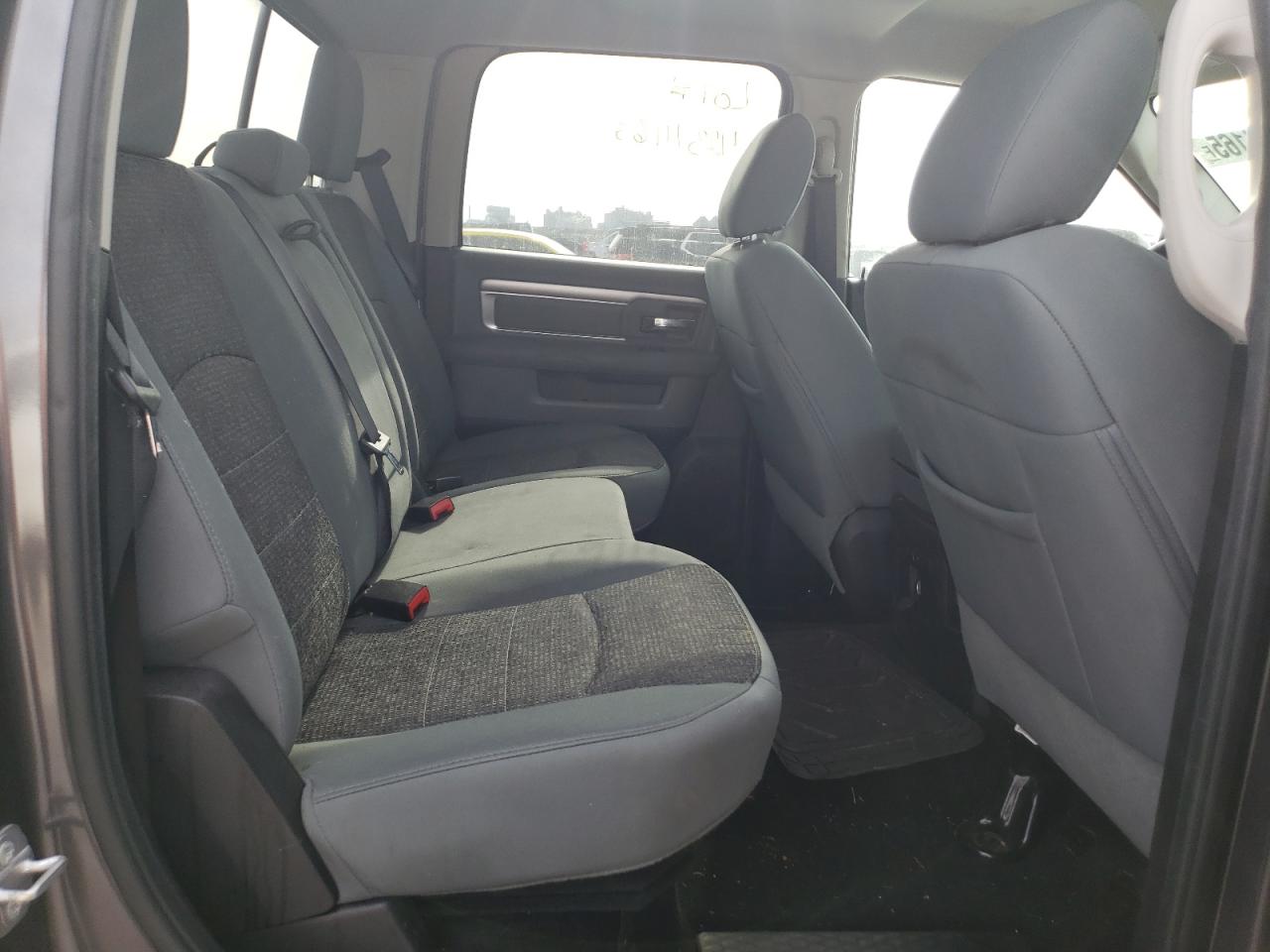 2015 RAM 1500 - Image 11