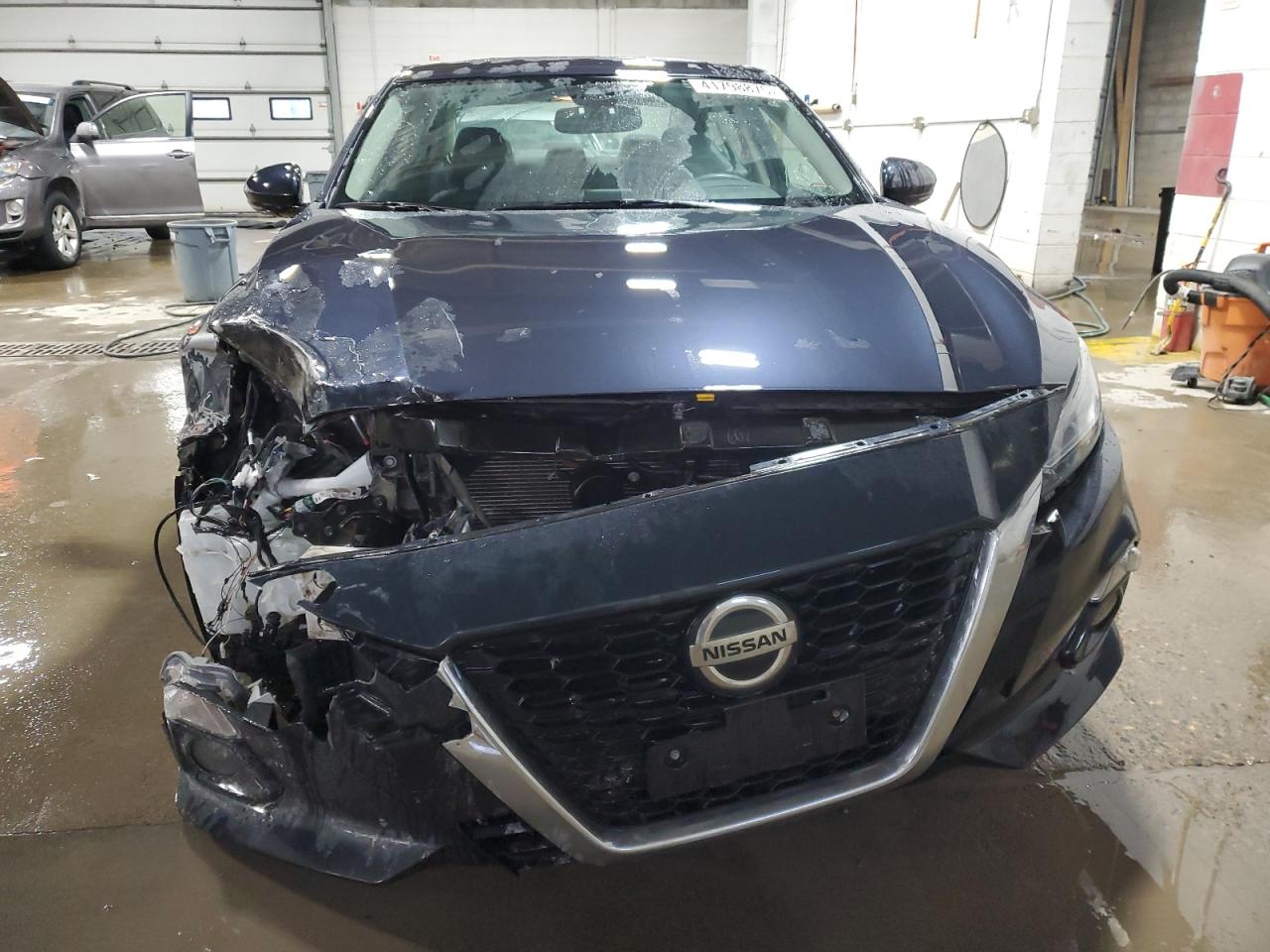 2019 Nissan Altima - Image 5