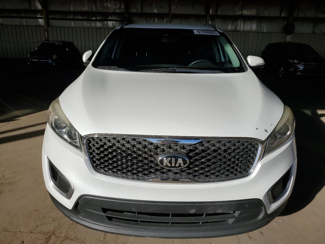 VIN 5XYPG4A57GG112178 2016 KIA SORENTO no.5