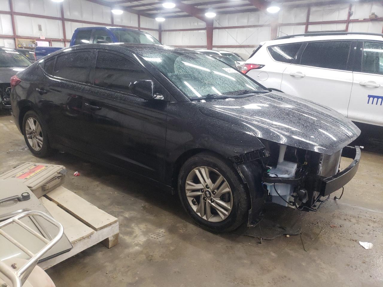 2019 Hyundai Elantra - Image 4