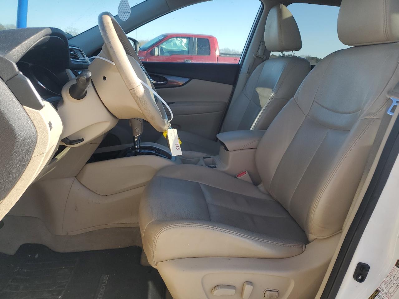 2015 Nissan Rogue - Image 7
