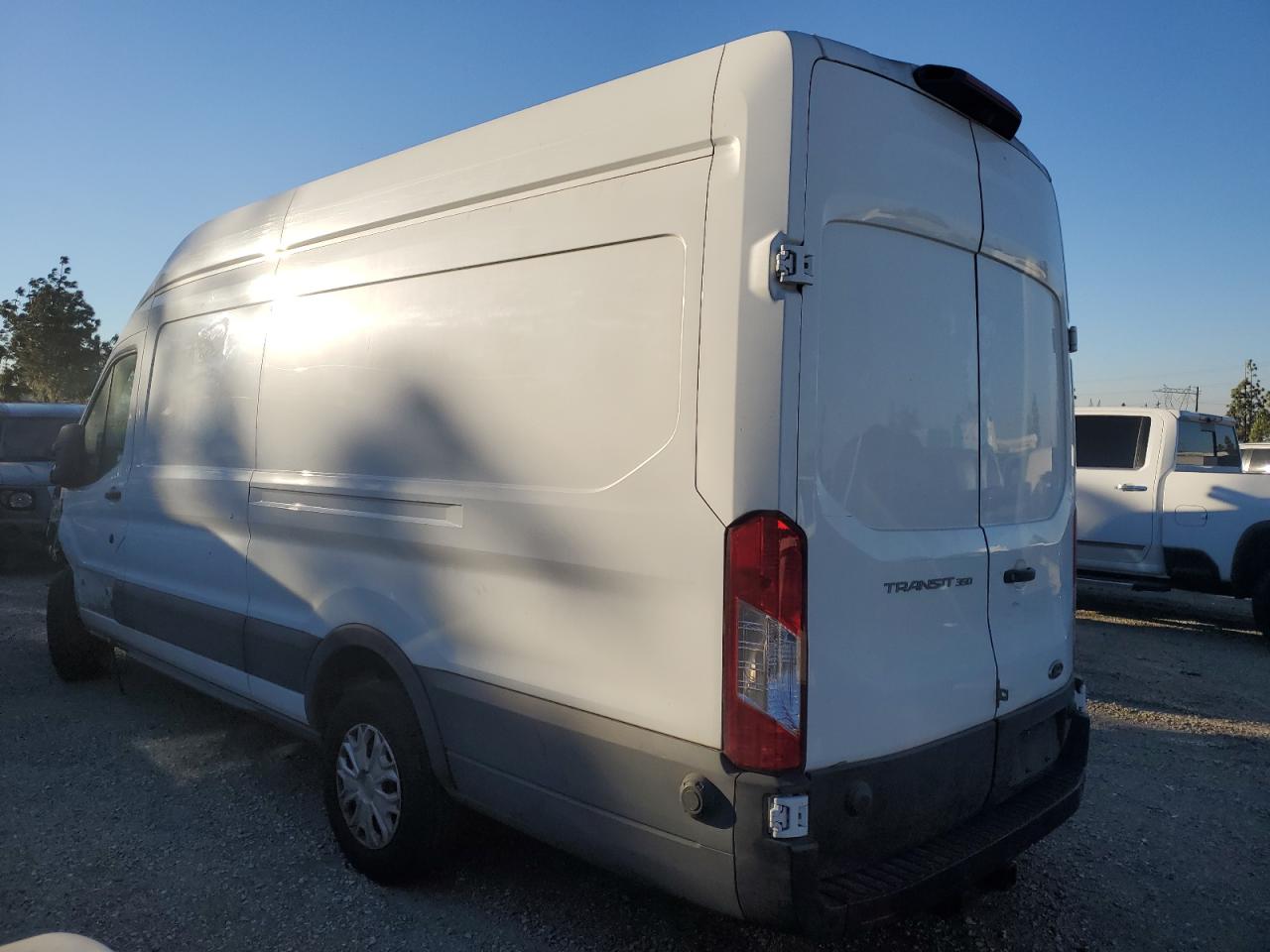 VIN 1FTBW3XM2KKA77252 2019 FORD TRANSIT no.2