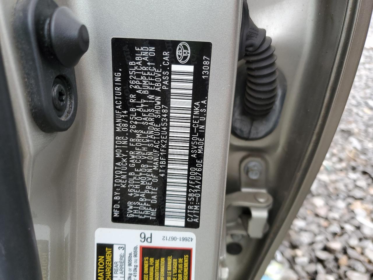 2014 Toyota Camry - Image 12