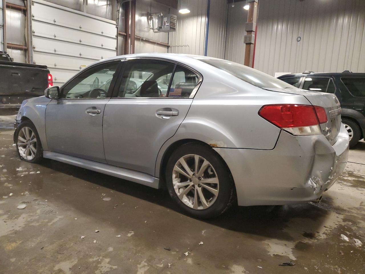 2013 Subaru Legacy - Image 2