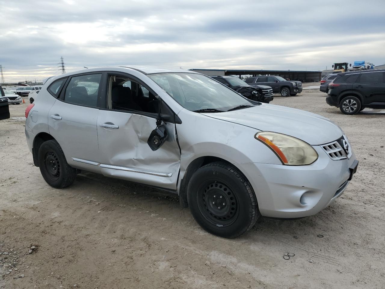 VIN JN8AS5MT2DW554163 2013 NISSAN ROGUE no.4