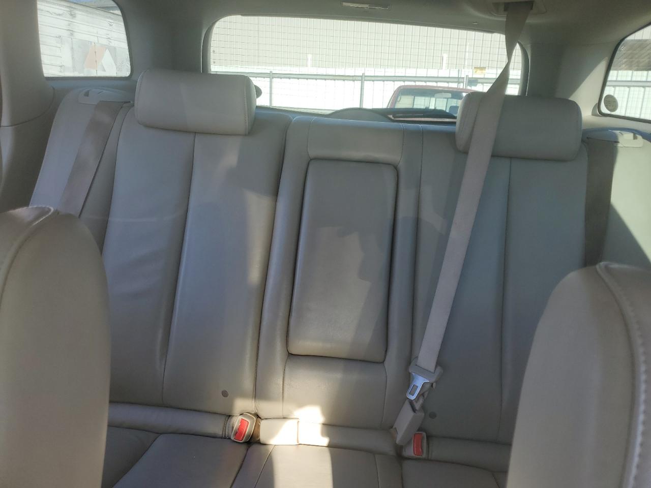 2010 Mazda CX-7 - Image 10