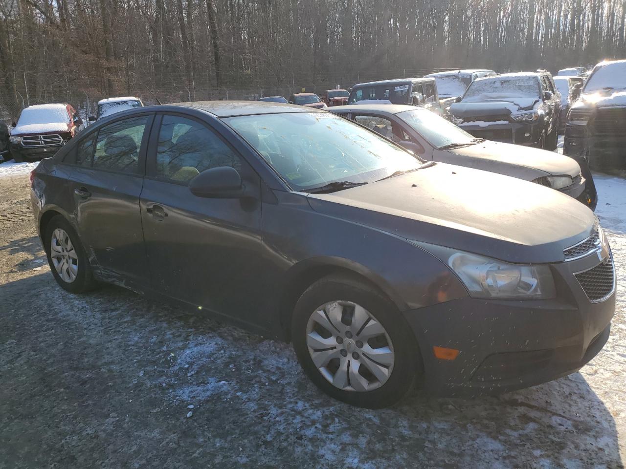 VIN 1G1PA5SG2E7327932 2014 CHEVROLET CRUZE no.4