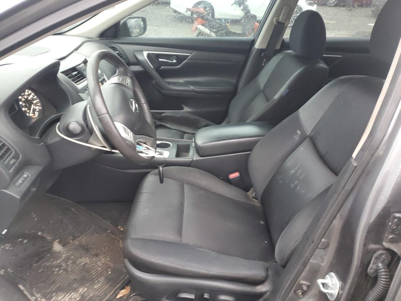 2017 Nissan Altima - Image 7