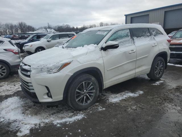 2018 Toyota Highlander Se