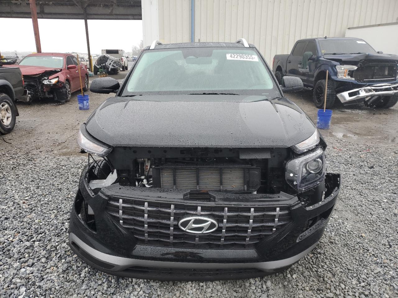 2024 Hyundai Venue - Image 5
