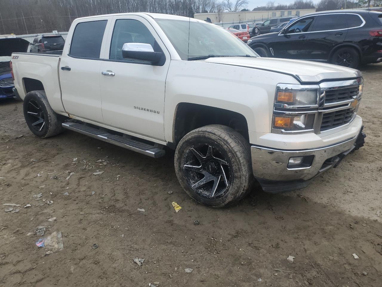 2014 Chevrolet Silverado - Image 4