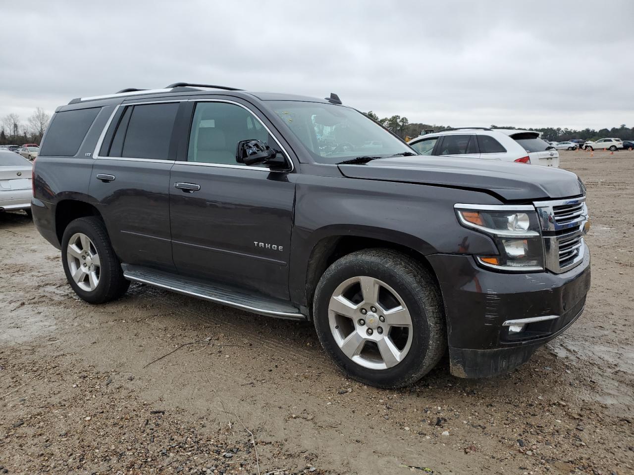 2015 Chevrolet Tahoe - Image 4