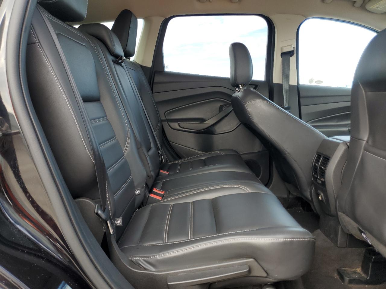 2019 Ford Escape - Image 11