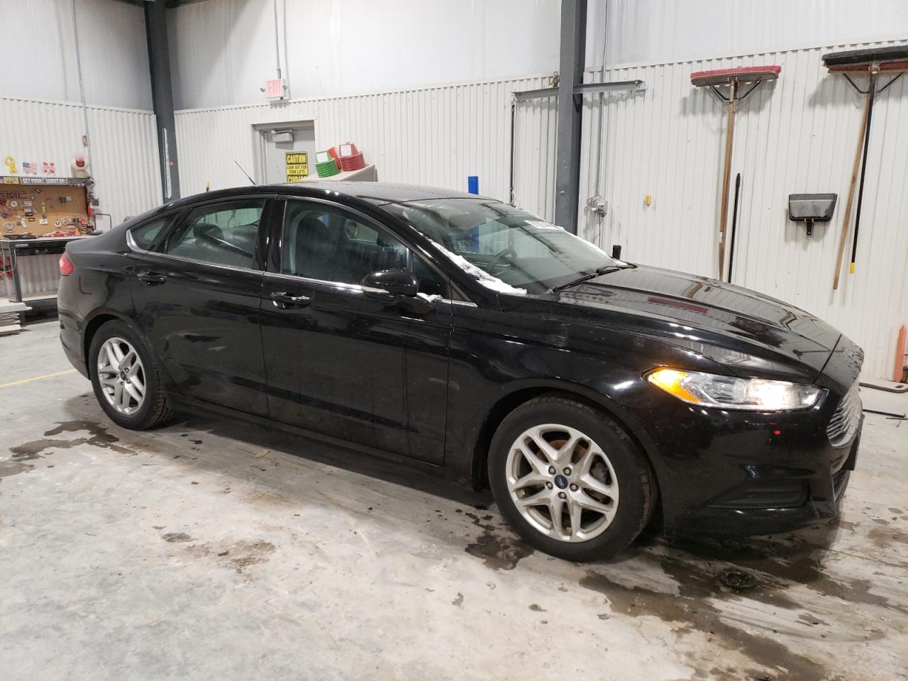 2016 Ford Fusion - Image 4