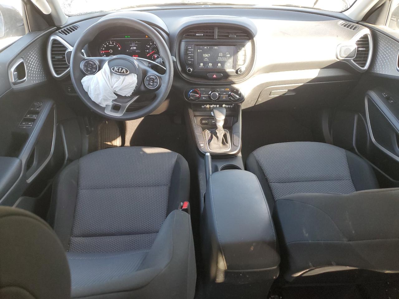 2021 Kia Soul - Image 8