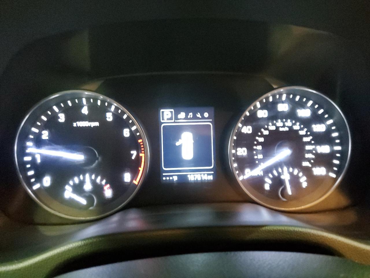 2018 Hyundai Elantra - Image 9