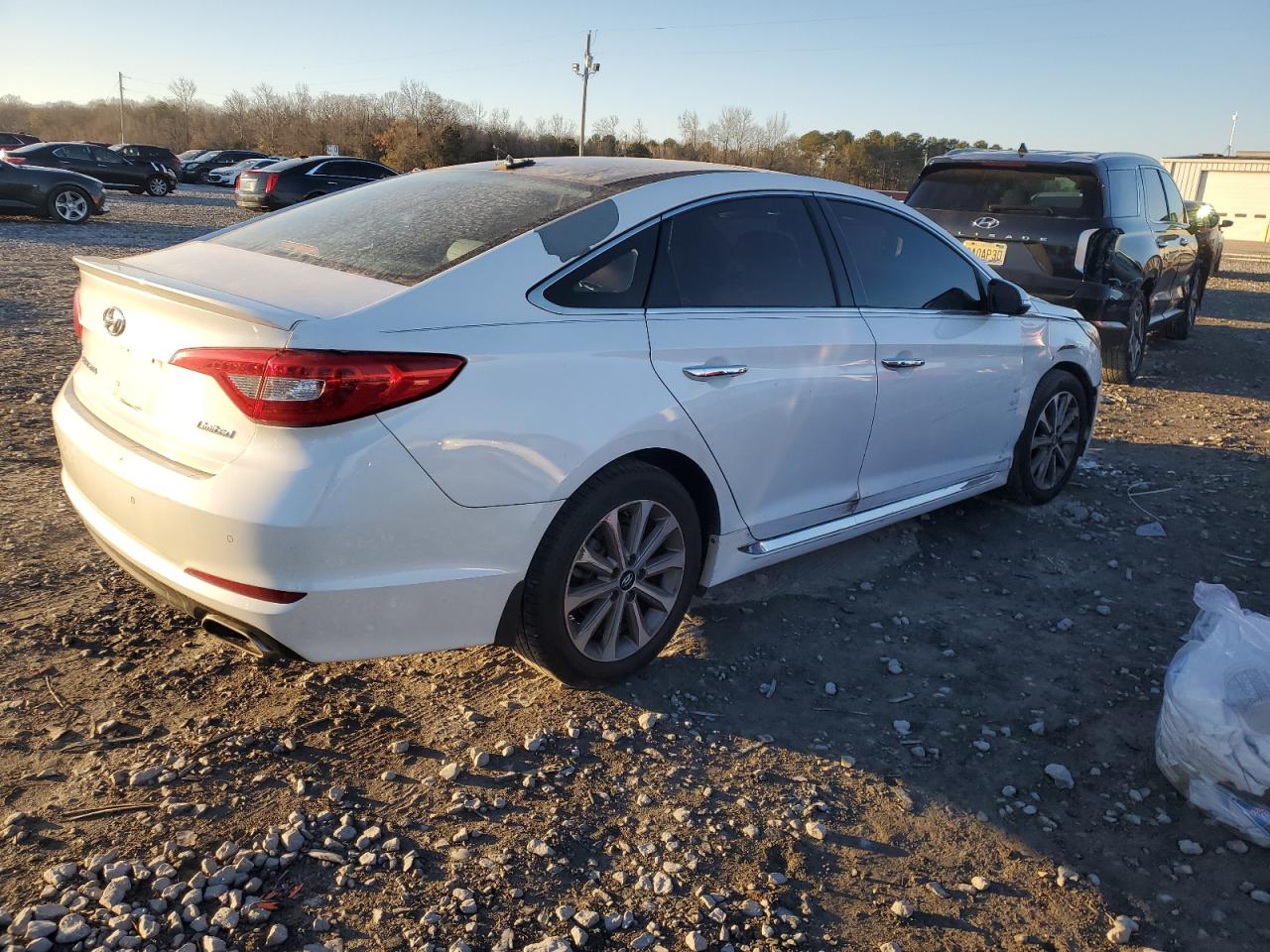 2016 Hyundai Sonata - Image 3