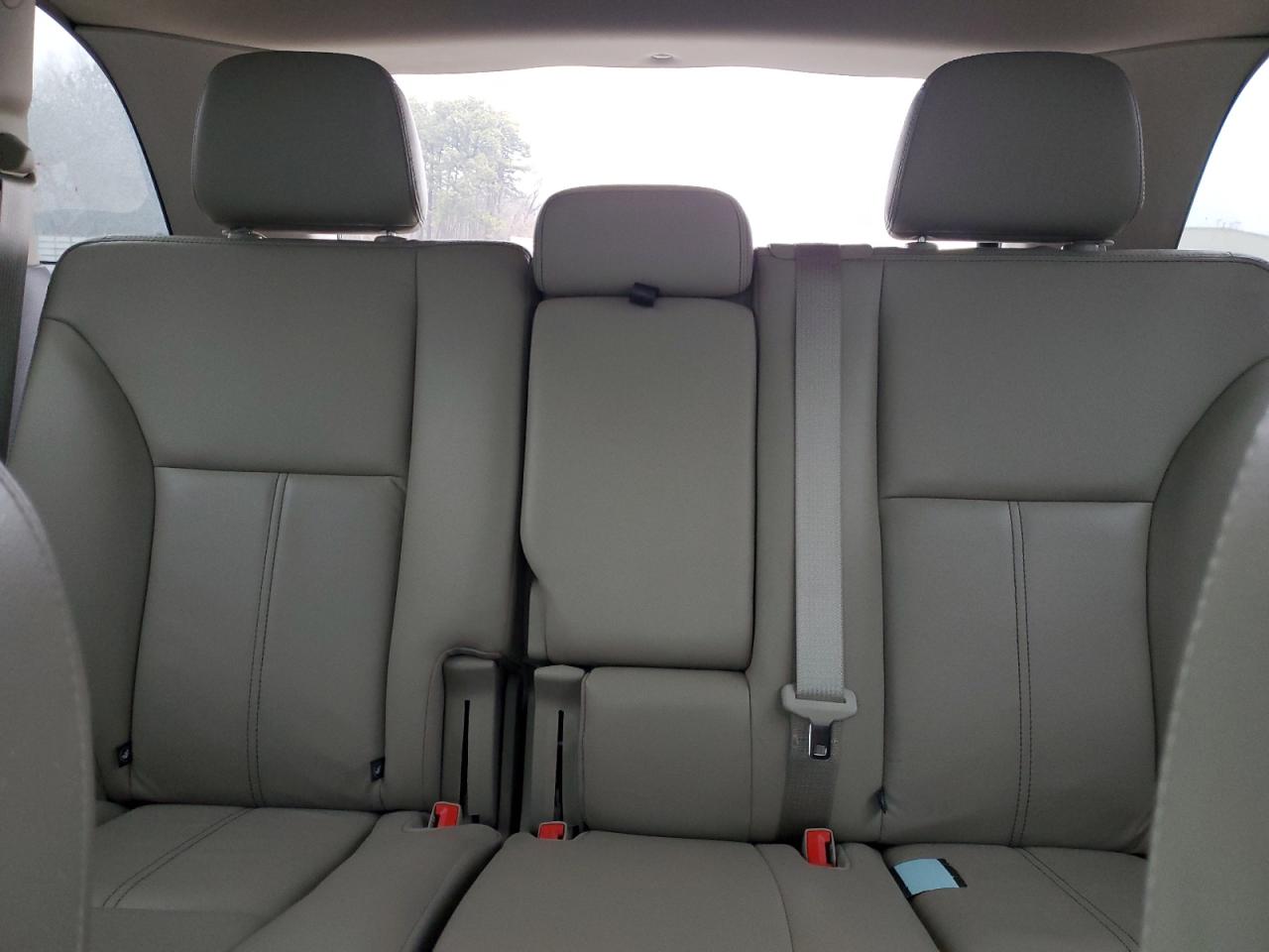2013 Ford Edge - Image 10