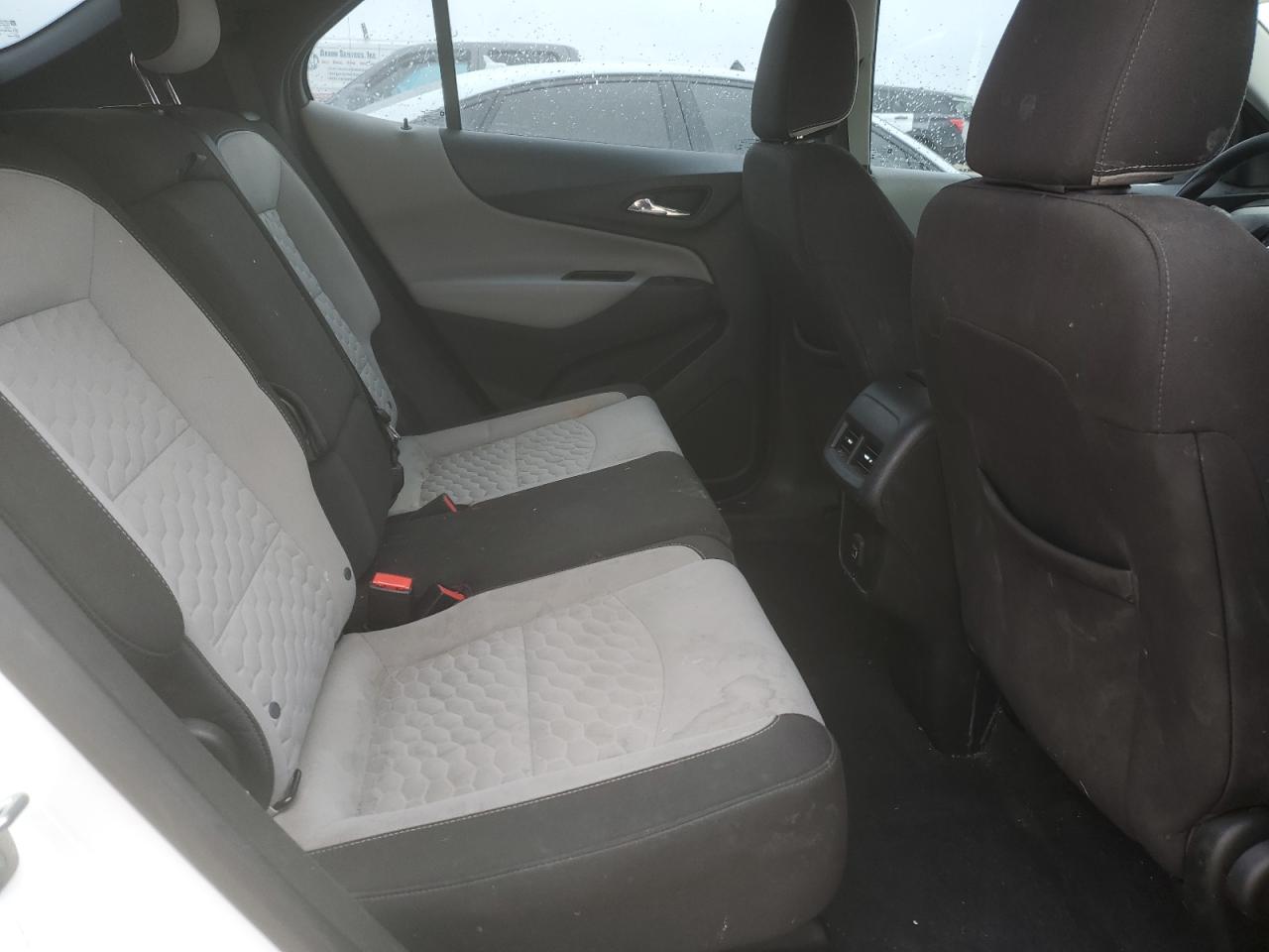 2020 Chevrolet Equinox - Image 11