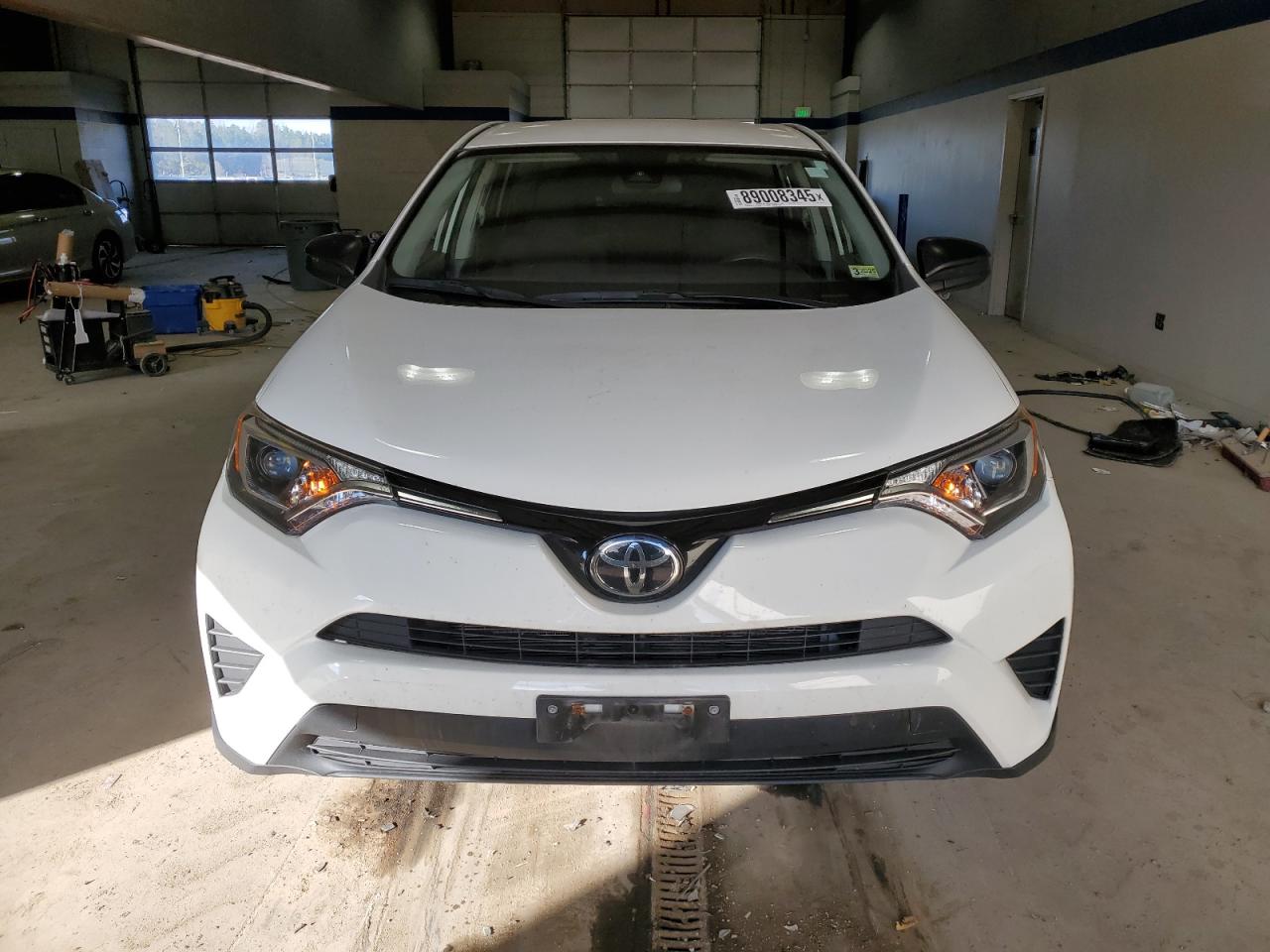 2018 Toyota RAV 4 - Image 5