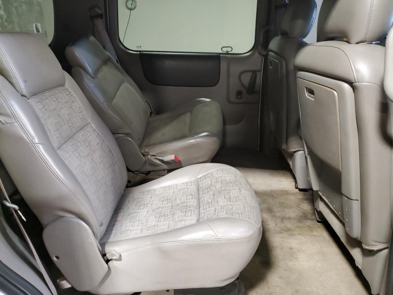 2006 Pontiac Montana - Image 11