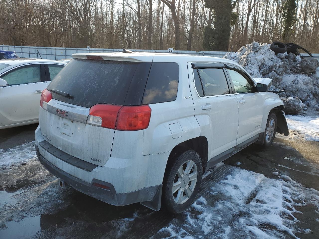 2013 GMC Terrain - Image 3