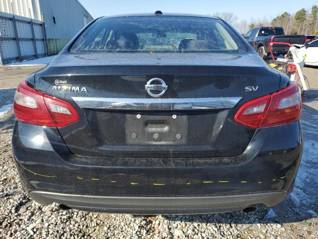  NISSAN ALTIMA 2018 Czarny