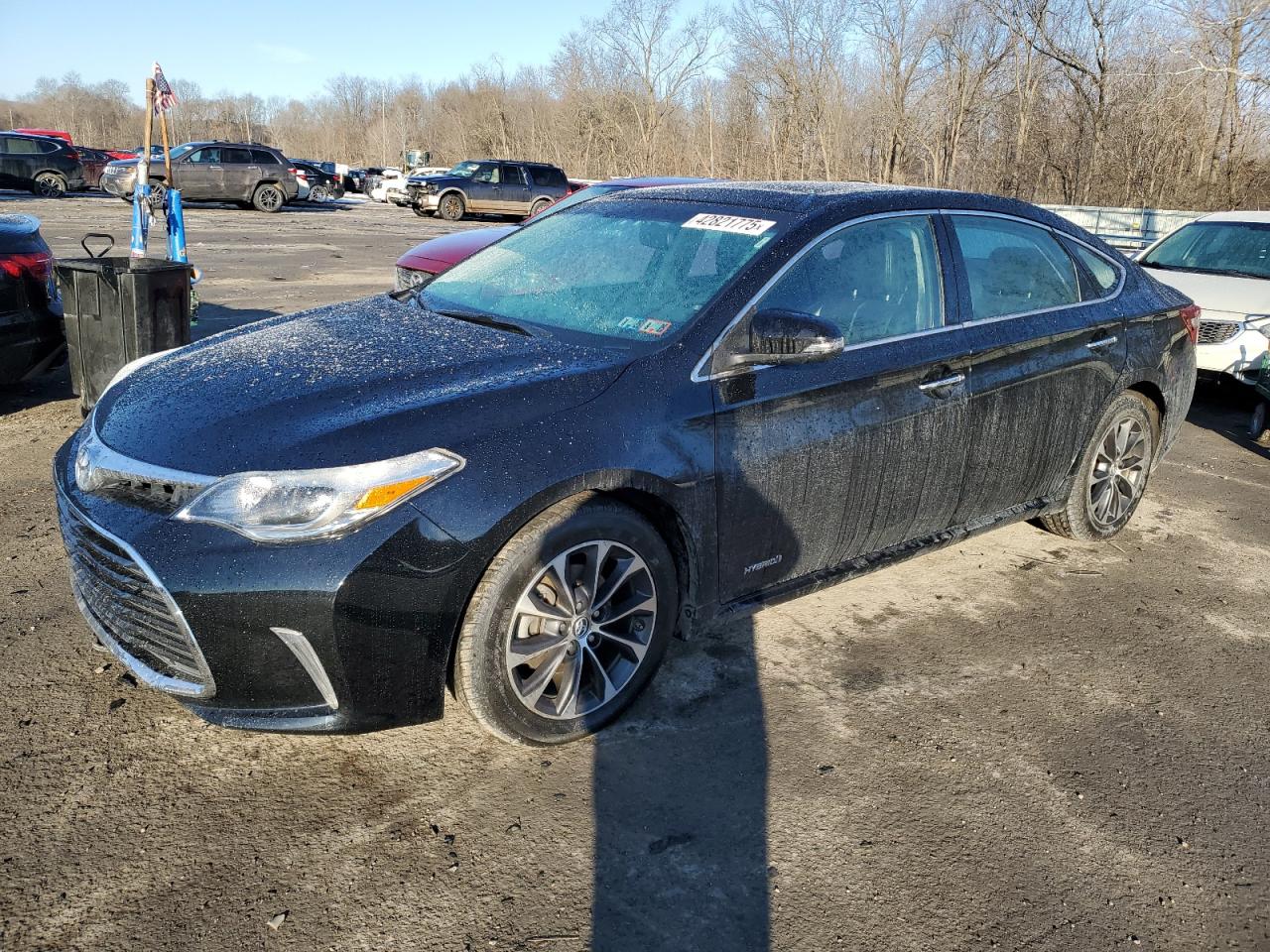 2016 Toyota Avalon - Image 1