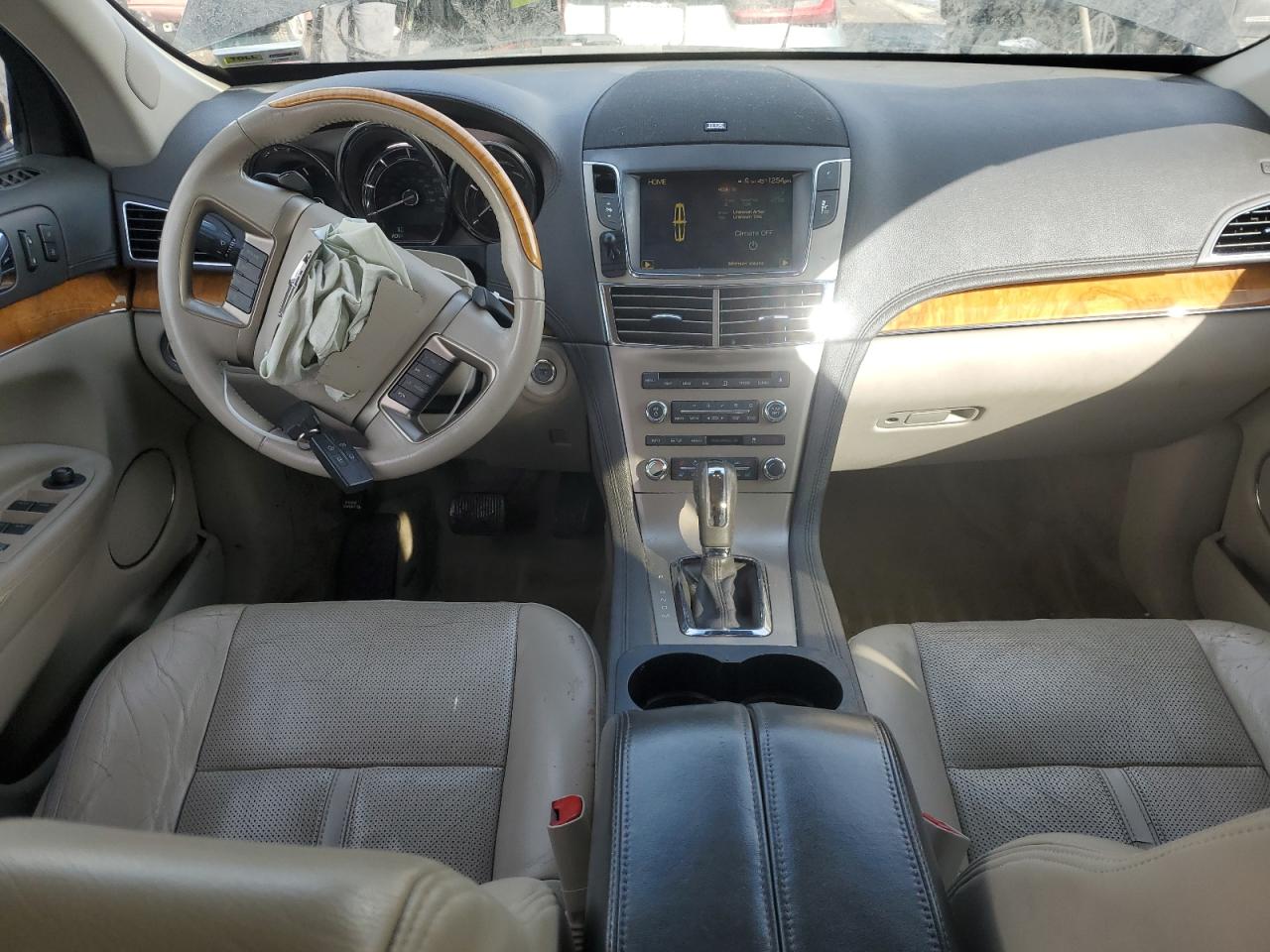 2010 Lincoln Mkt VIN: 2LMHJ5AT9ABJ14374 Lot: 43264535