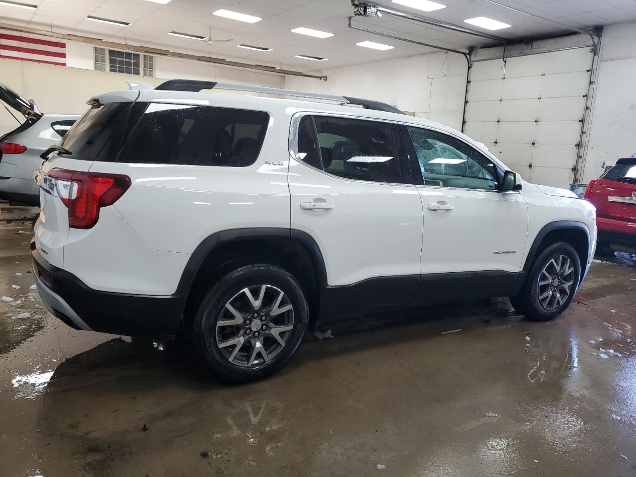 2021 GMC Acadia - Image 3