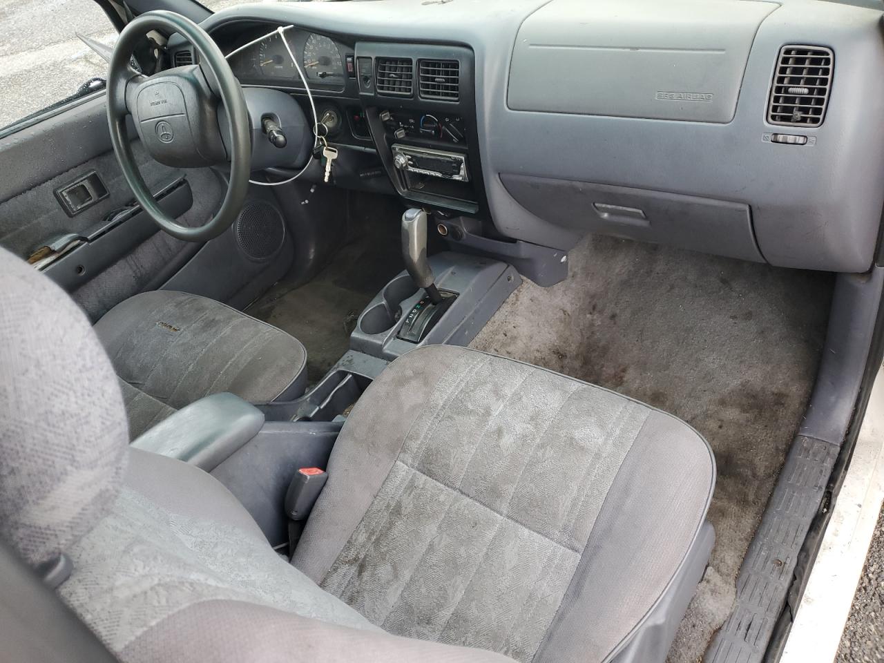 2000 Toyota Tacoma - Image 8