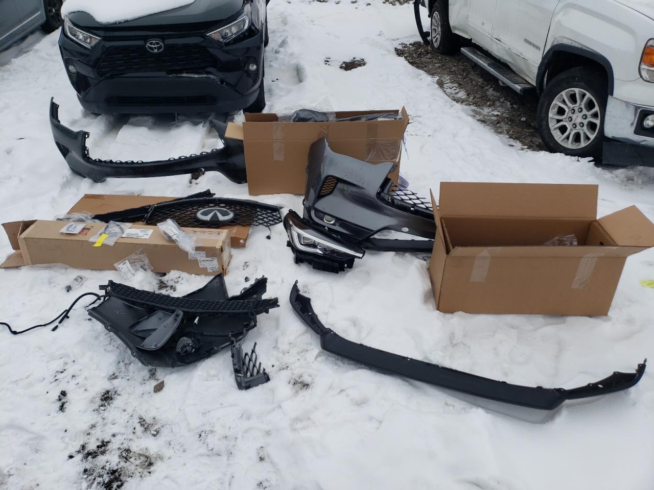 2019 Infiniti QX50 - Image 13
