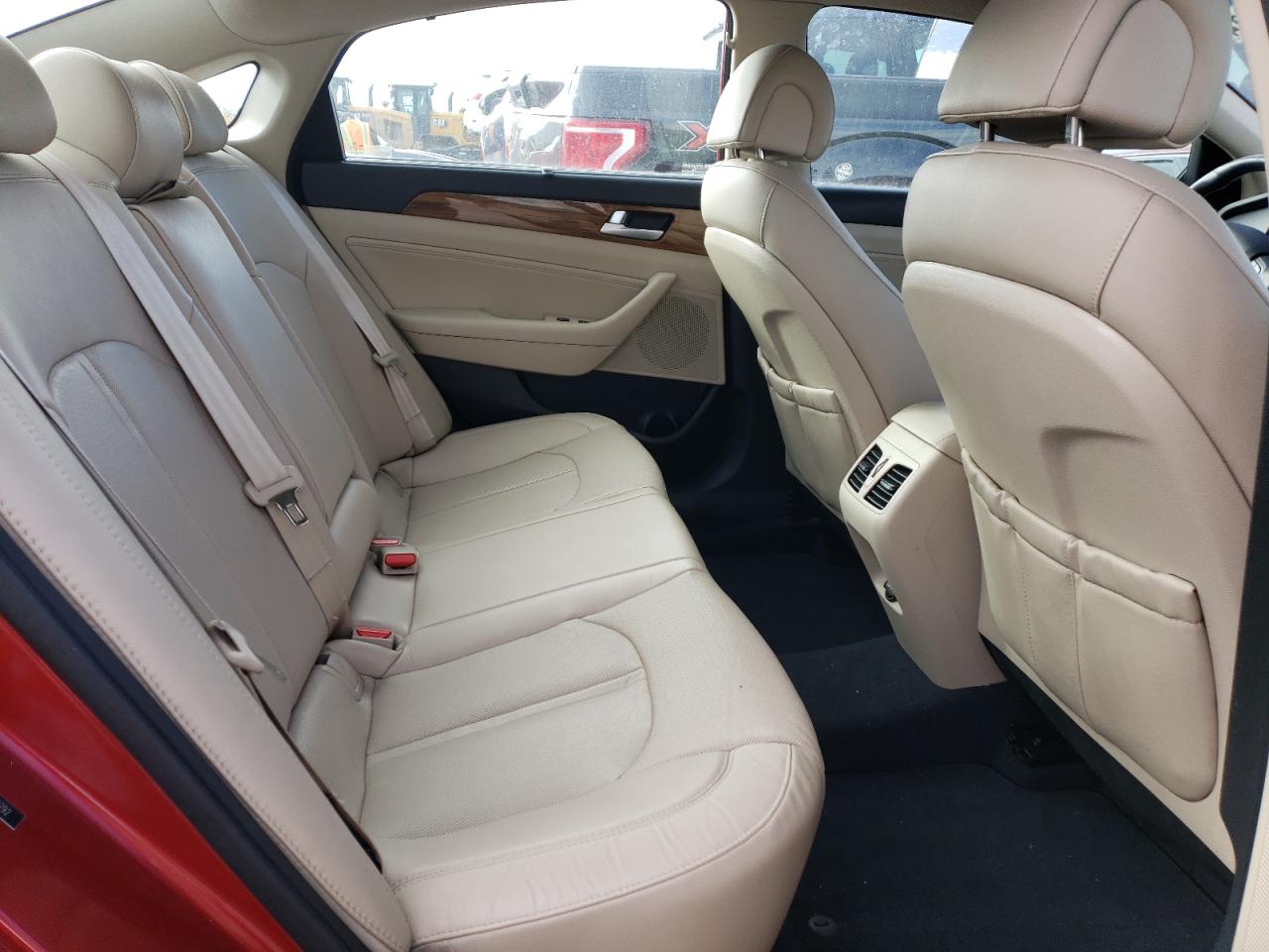 2015 Hyundai Sonata - Image 10