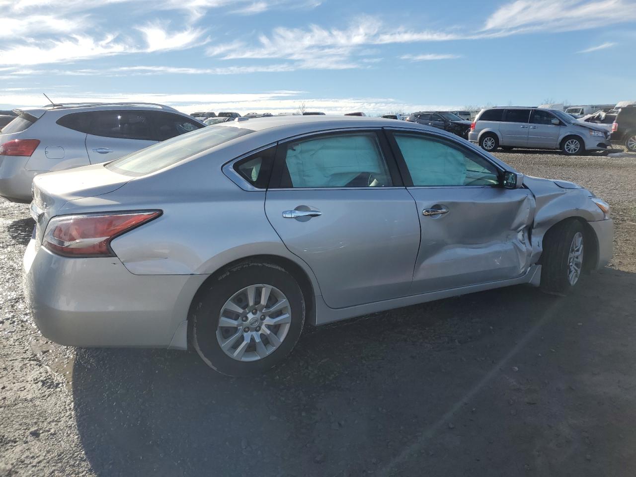2015 Nissan Altima - Image 3