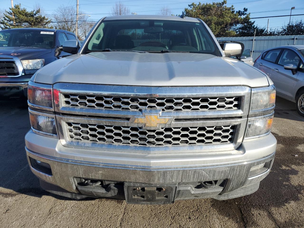 2015 Chevrolet Silverado - Image 5