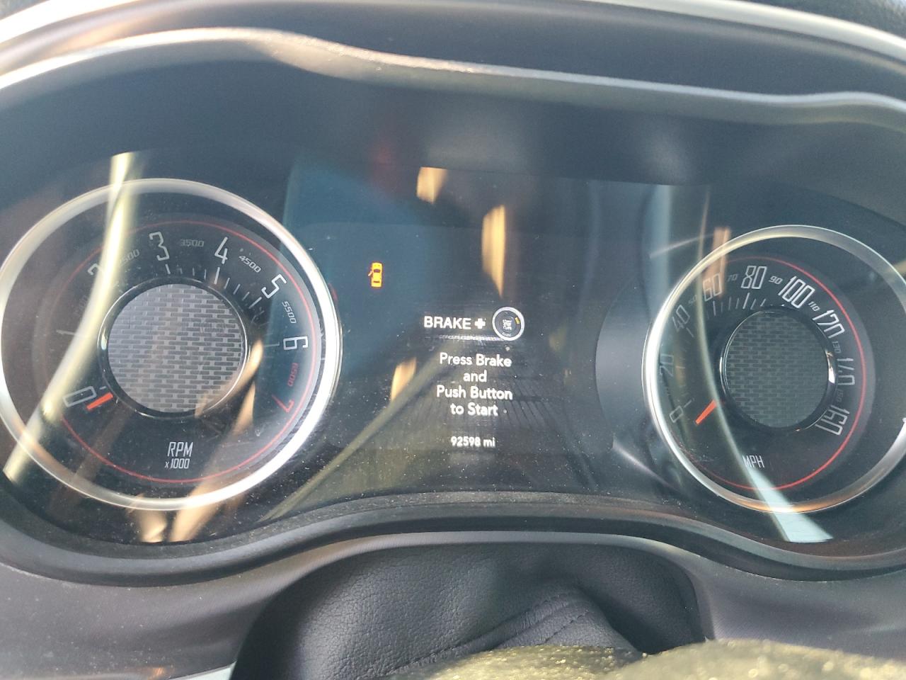 2020 Dodge Challenger - Image 9