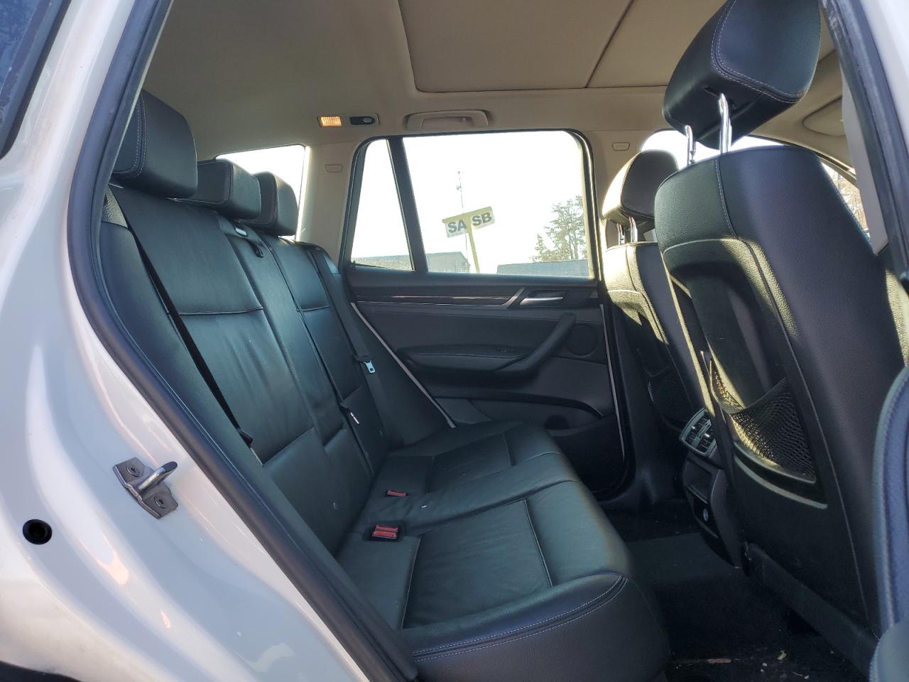 2017 BMW X3 - Image 11